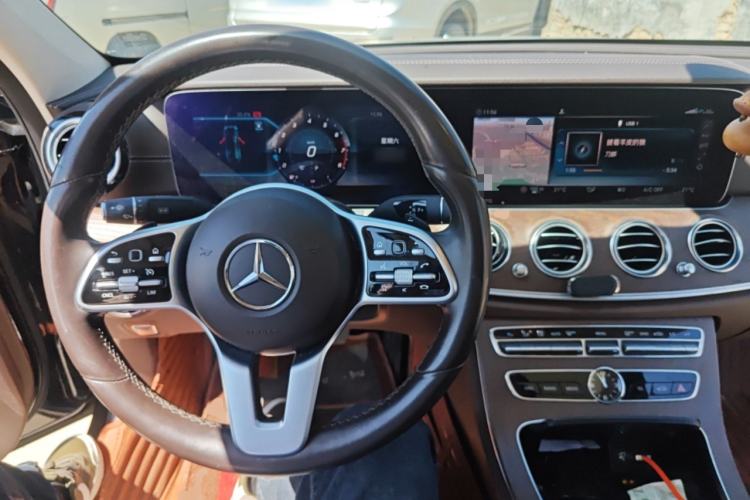 Used Mercedes-Benz E-Class 2020 E 300 L Luxury Model Steering Wheel