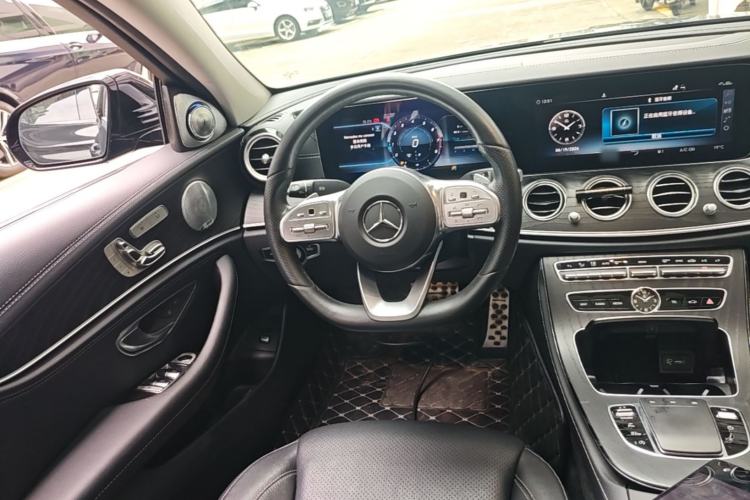 Used Mercedes-Benz E-Class 2020 Restyled E 300 L Sporty and Stylish Edition Steering Wheel