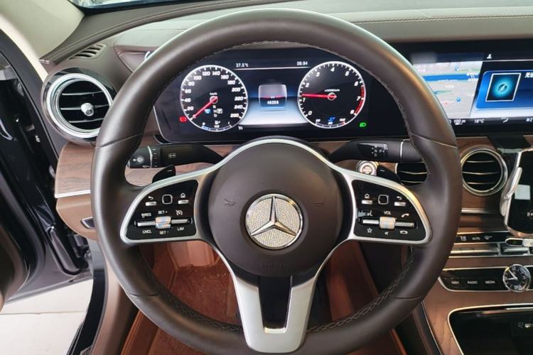 Used Mercedes-Benz E-Class 2020 Facelift E 300 L Stylish Edition Steering Wheel