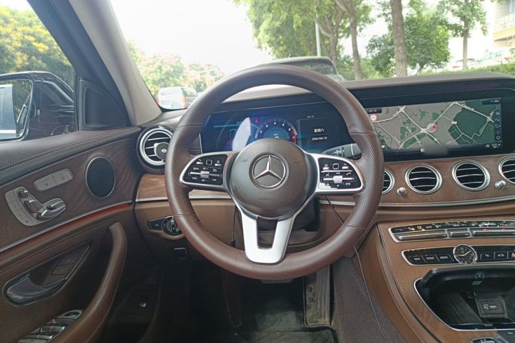 Used Mercedes-Benz E-Class 2020 Facelift E 300 L Stylish Edition Steering Wheel