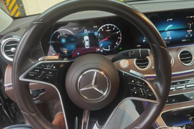 Used Mercedes-Benz E-Class 2020 E 300 L Luxury Model Steering Wheel