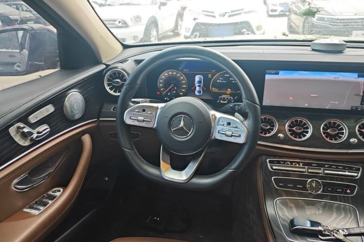 Used Mercedes-Benz E-Class 2020 Restyled E 300 L Sport Exclusive Edition Steering Wheel