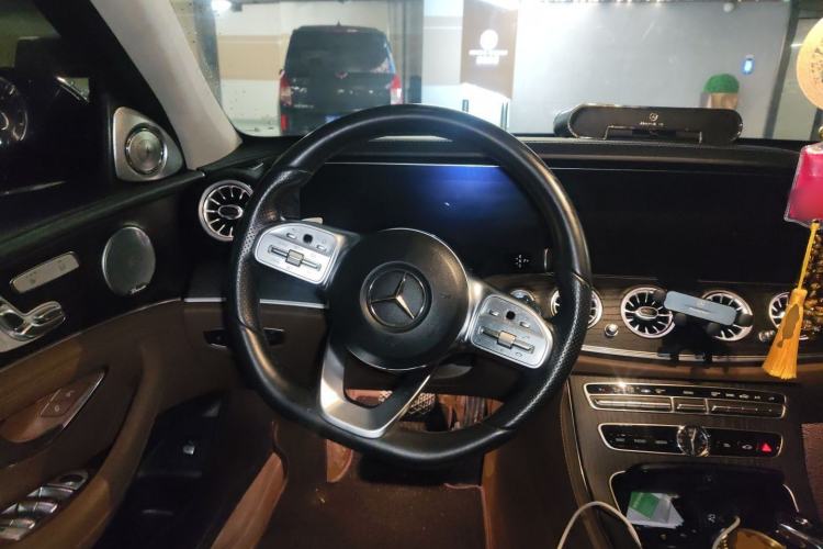 Used Mercedes-Benz E-Class 2020 Restyled E 300 L Sporty and Stylish Edition Steering Wheel