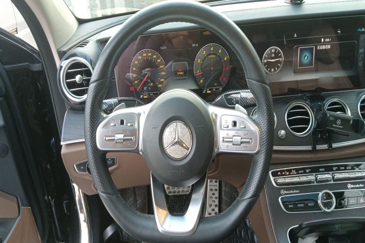 Used Mercedes-Benz E-Class 2020 E 300 L Sport Luxury Edition Steering Wheel