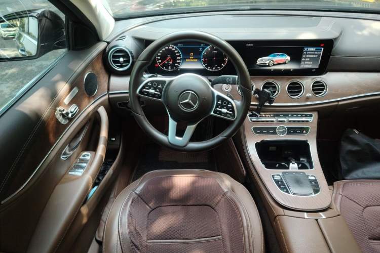 Used Mercedes-Benz E-Class 2020 E 300 L Stylish Model Steering Wheel
