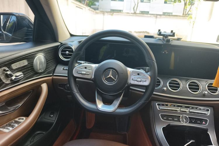 Used Mercedes-Benz E-Class 2020 Restyled E 300 L Sport Exclusive Edition Steering Wheel