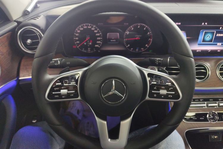 Used Mercedes-Benz E-Class 2020 E 300 L Luxury Model Steering Wheel