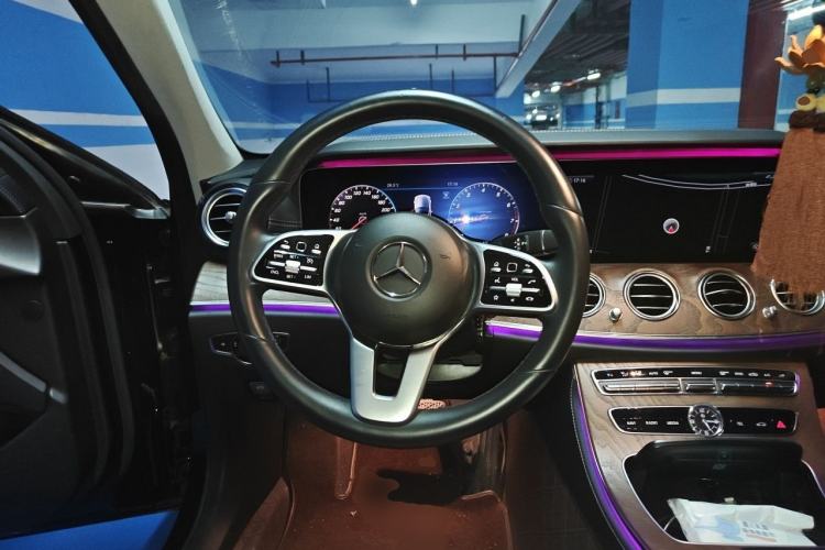 Used Mercedes-Benz E-Class 2020 E 300 L Stylish Model Steering Wheel