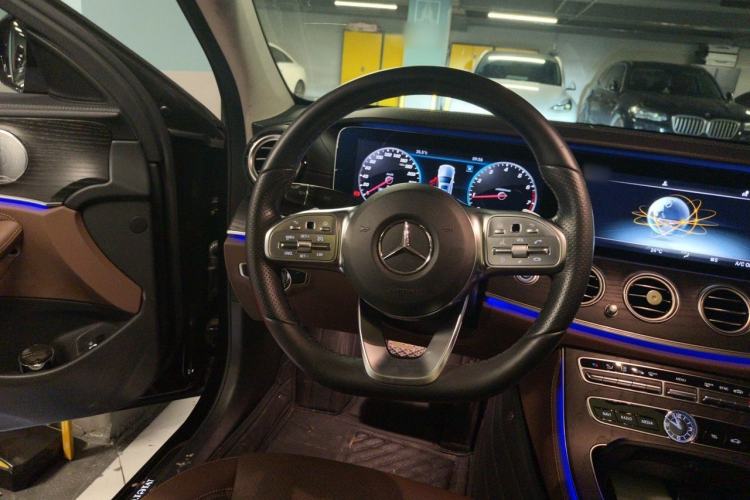 Used Mercedes-Benz E-Class 2020 Restyled E 300 L Sport Exclusive Edition Steering Wheel