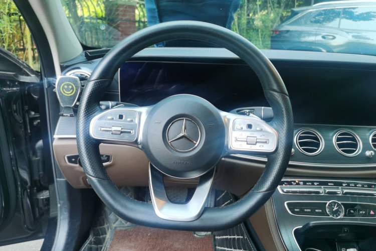Used Mercedes-Benz E-Class 2020 Facelift E 260 L Sport Edition Steering Wheel