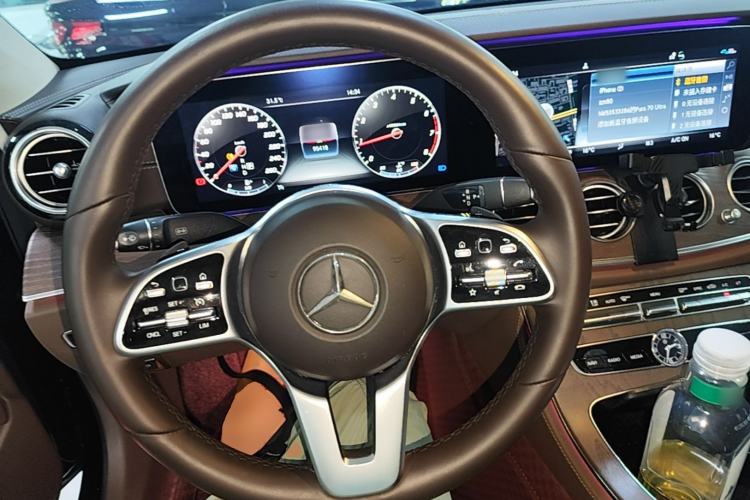 Used Mercedes-Benz E-Class 2020 Restyled E 300 L Exclusive Edition Steering Wheel