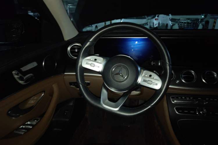 Used Mercedes-Benz E-Class 2020 E 260 L Sport Edition Steering Wheel