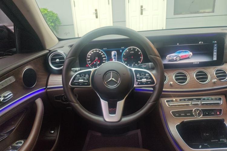 Used Mercedes-Benz E-Class 2020 Facelift E 300 L Stylish Edition Steering Wheel