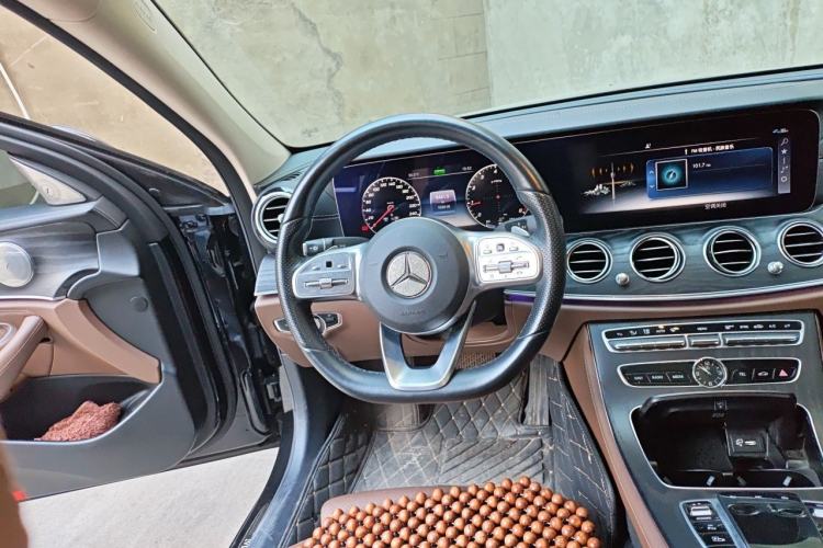 Used Mercedes-Benz E-Class 2020 Facelift E 260 L Sport Edition Steering Wheel