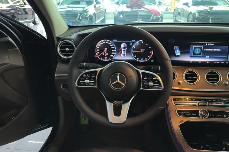 Used Mercedes-Benz E-Class 2020 E 300 L Luxury Model Steering Wheel