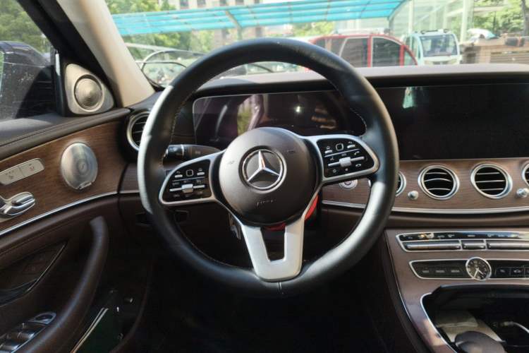 Used Mercedes-Benz E-Class 2020 E 300 L Luxury Model Steering Wheel