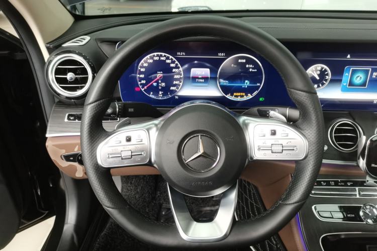 Used Mercedes-Benz E-Class 2020 Restyled E 300 L Sport Exclusive Edition Steering Wheel