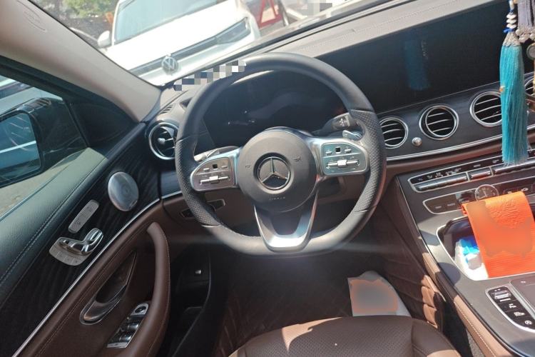 Used Mercedes-Benz E-Class 2020 Restyled E 300 L Sporty and Stylish Edition Steering Wheel