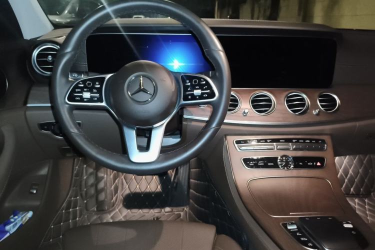 Used Mercedes-Benz E-Class 2020 E 260 L Steering Wheel
