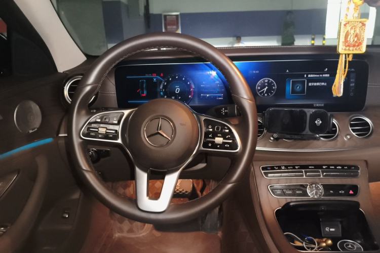 Used Mercedes-Benz E-Class 2020 E 300 L Luxury Model Steering Wheel