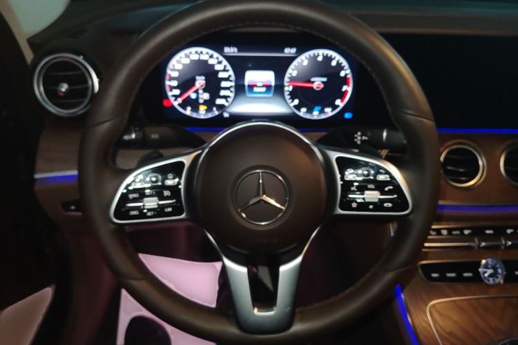 Used Mercedes-Benz E-Class 2020 E 300 L Stylish Model Steering Wheel