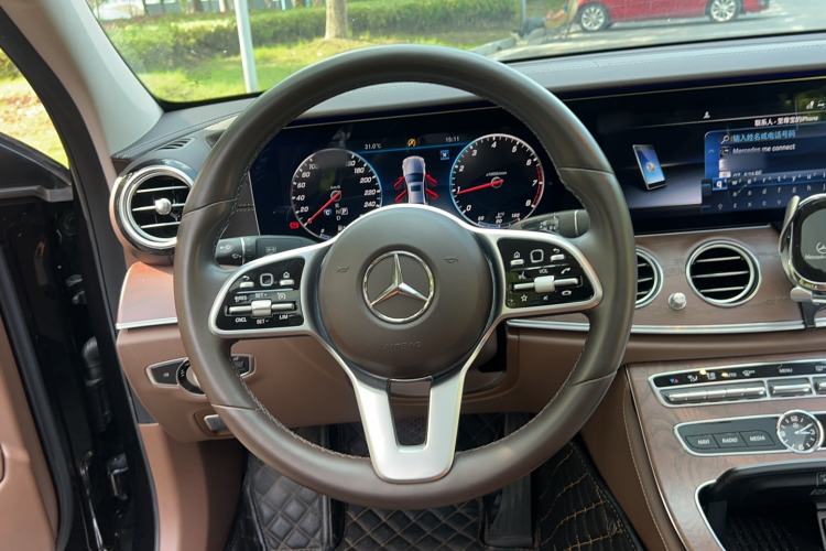 Used Mercedes-Benz E-Class 2020 E 300 L Luxury Model Steering Wheel