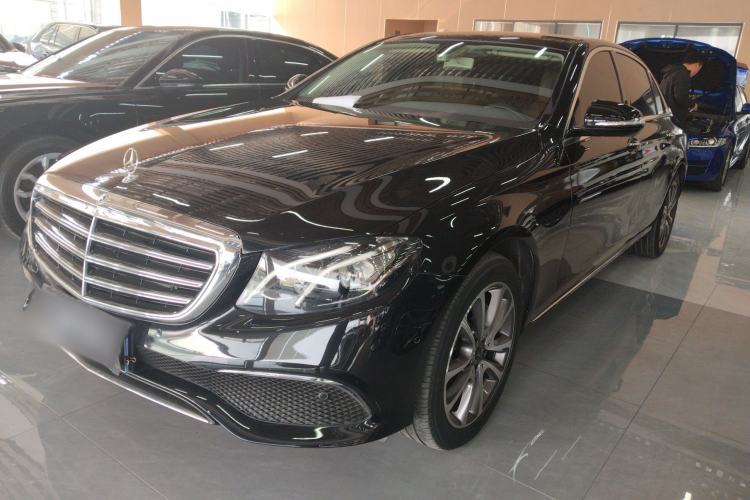 Ojetý Mercedes-Benz E-Class 2020 E 260 L Guazi used car, China used car export, Used car for sale, Used cars, Cheapest cars for sale