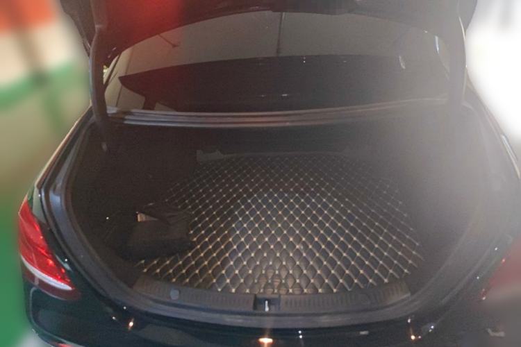 Used Mercedes-Benz E-Class 2020 E 260 L 4MATIC Trunk