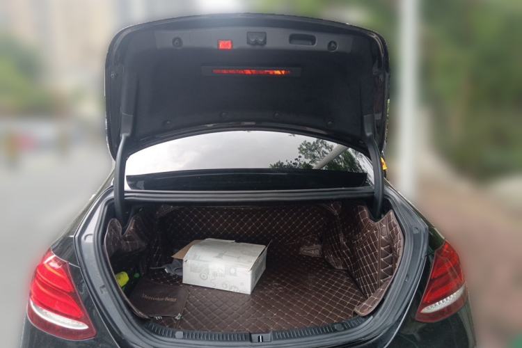 Used Mercedes-Benz E-Class 2020 E 260 L Trunk