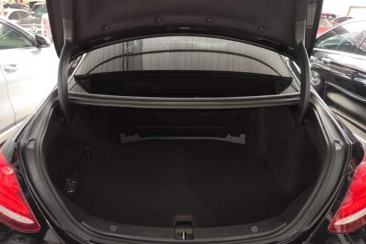 Used Mercedes-Benz E-Class 2020 E 300 L Luxury Model Trunk
