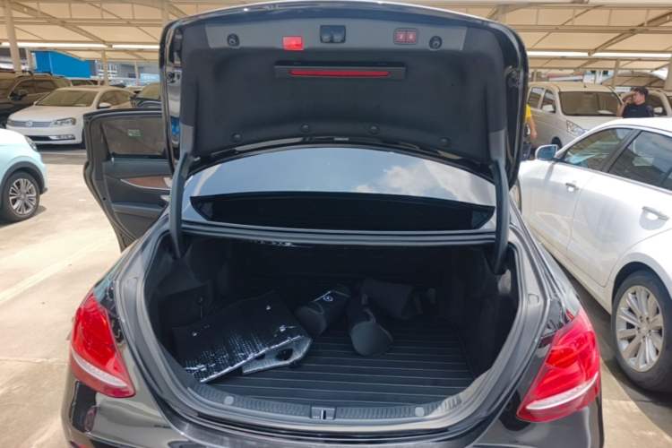 Used Mercedes-Benz E-Class 2020 E 300 L Luxury Model Trunk