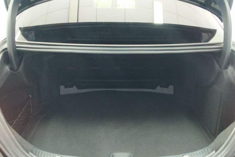 Used Mercedes-Benz E-Class 2020 Facelift E 300 L Stylish Edition Trunk