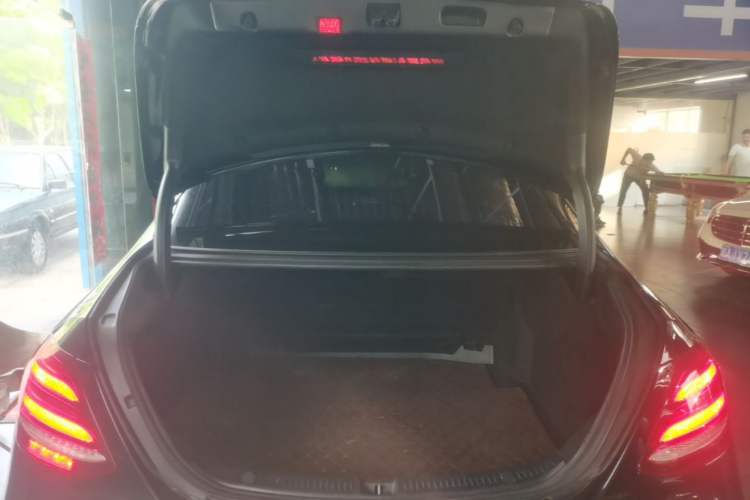 Used Mercedes-Benz E-Class 2020 Facelift E 260 L Trunk