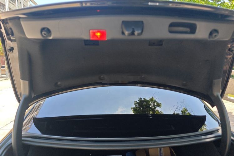 Used Mercedes-Benz E-Class 2020 E 260 L Trunk