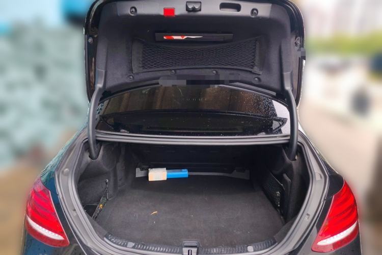 Used Mercedes-Benz E-Class 2020 E 260 L Trunk