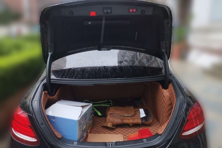 Used Mercedes-Benz E-Class 2020 Restyled E 300 L Exclusive Edition Trunk