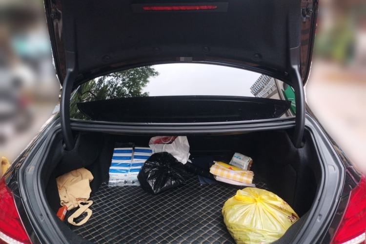 Used Mercedes-Benz E-Class 2020 Restyled E 300 L Exclusive Edition Trunk
