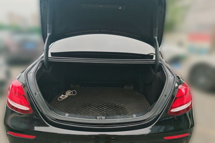 Used Mercedes-Benz E-Class 2020 E 300 L Sport Luxury Edition Trunk