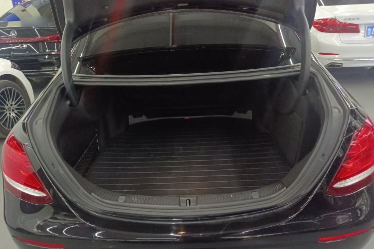 Used Mercedes-Benz E-Class 2020 Facelift E 300 L Stylish Edition Trunk