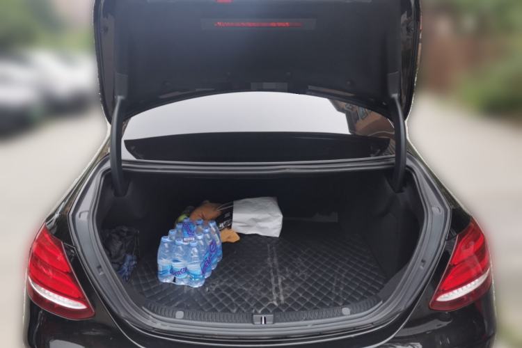 Used Mercedes-Benz E-Class 2020 Restyled E 300 L Exclusive Edition Trunk