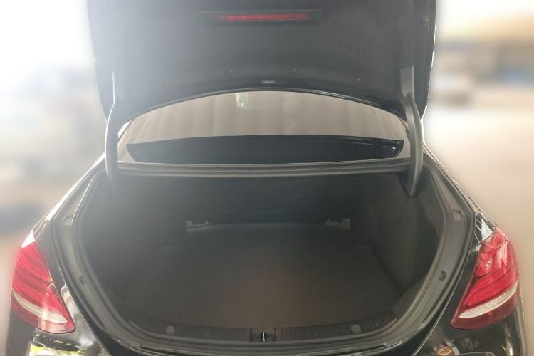 Used Mercedes-Benz E-Class 2020 E 300 L Stylish Model Trunk