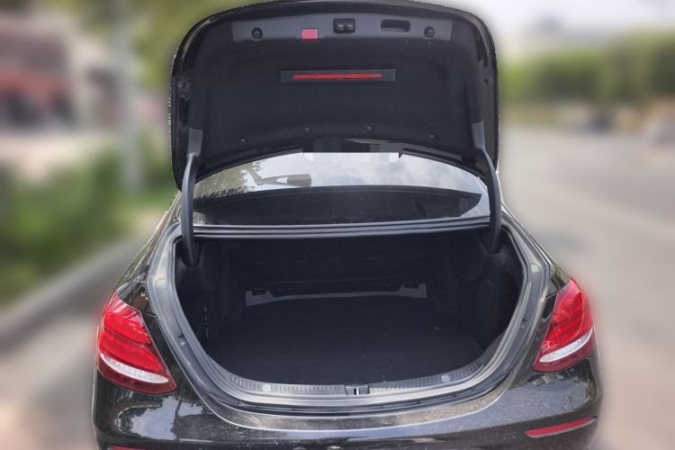 Used Mercedes-Benz E-Class 2020 Facelift E 260 L Trunk
