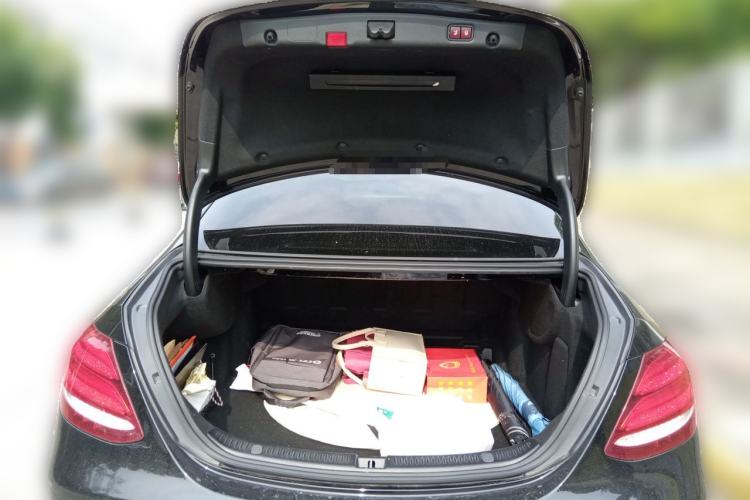 Used Mercedes-Benz E-Class 2020 Restyled E 300 L Exclusive Edition Trunk