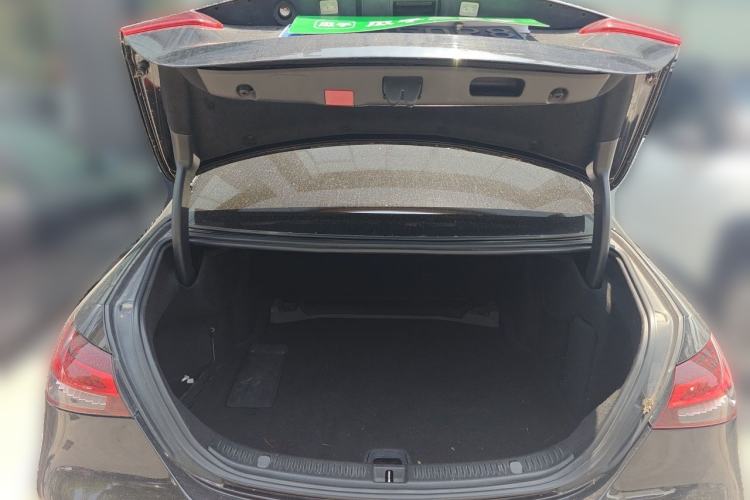 Used Mercedes-Benz E-Class 2020 E 260 L Sport Edition Trunk