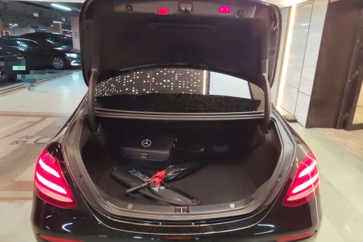 Used Mercedes-Benz E-Class 2020 Restyled E 300 L Sport Exclusive Edition Trunk