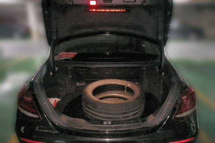 Used Mercedes-Benz E-Class 2020 Restyled E 300 L Sporty and Stylish Edition Trunk