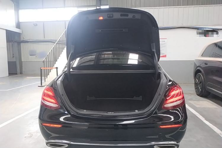 Used Mercedes-Benz E-Class 2020 Facelift E 260 L Trunk