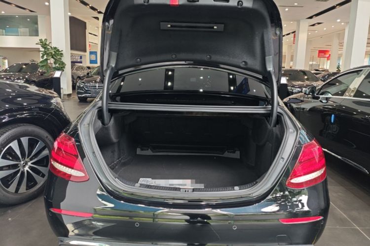 Used Mercedes-Benz E-Class 2020 Facelift E 300 L Stylish Edition Trunk