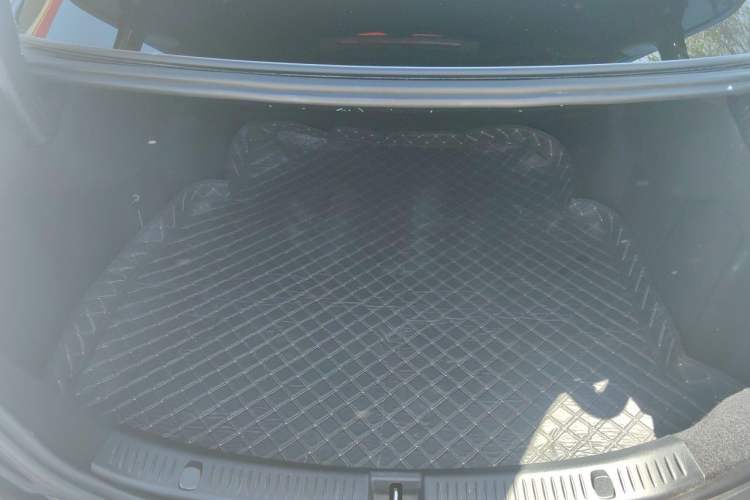 Used Mercedes-Benz E-Class 2020 Facelift E 300 L Stylish Edition Trunk