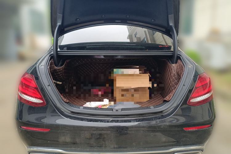 Used Mercedes-Benz E-Class 2020 Facelift E 300 L Stylish Edition Trunk
